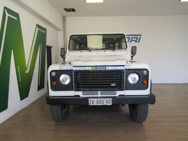 Land Rover Defender 90 2.5 Td5 6 POSTI - foto 2 di 4