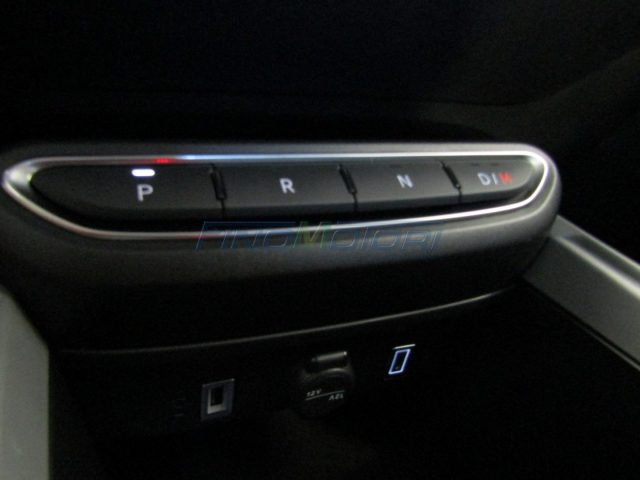 Jeep Avenger 1.2 Turbo 110 CV E-HYBRID, del 2025, 10 km, in vendita a Fino Mornasco (CO)