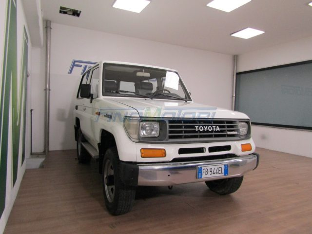 Toyota Land Cruiser II 2.4 turbodiesel SW LJ70 LX 4WD - foto 2 di 4