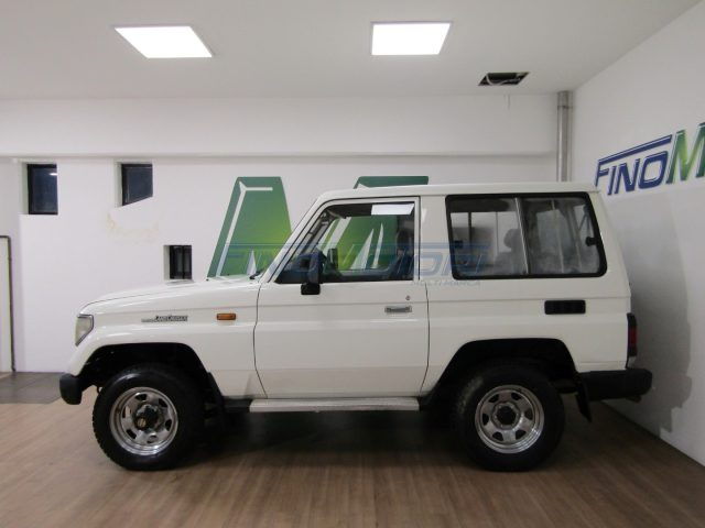 Toyota Land Cruiser II 2.4 turbodiesel SW LJ70 LX 4WD - foto 4 di 4