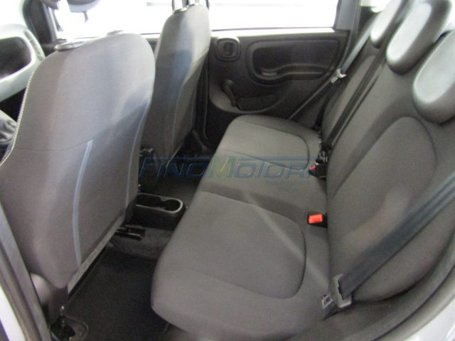 Fiat Panda 1.0 FireFly S&S city Hybrid 5 POSTI, del 2023, 69.000 km, in vendita a Fino Mornasco (CO)