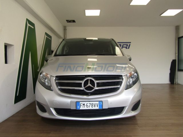 Mercedes-Benz V 200 d Automatic 4Matic Compact 6 POSTI - foto 2 di 4