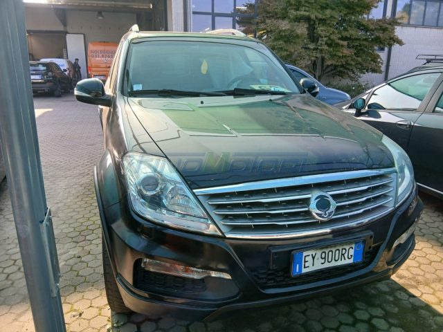 SsangYong Rexton W 2.0 Xdi 4WD 7 POSTI - foto 2 di 4