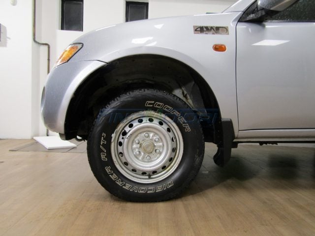 Mitsubishi L200 2.5 DI-D 136CV Double Cab - foto 4 di 4