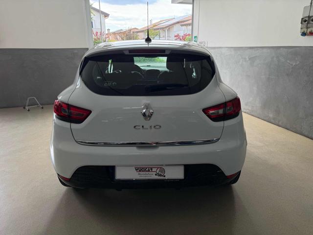 Renault Clio 1.2 75CV 5 porte Live - foto 2 di 4
