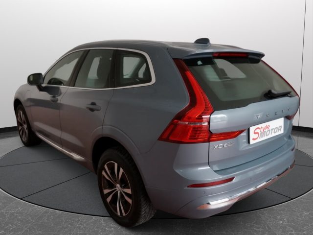 Volvo XC60 T6 Recharge PHEV AWD Inscription Certificata - foto 3 di 4