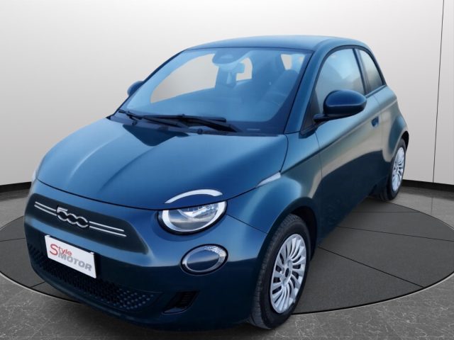 Fiat 500e 23,8 kWh Action Certificata Italiana Ufficiale - foto 4 di 4