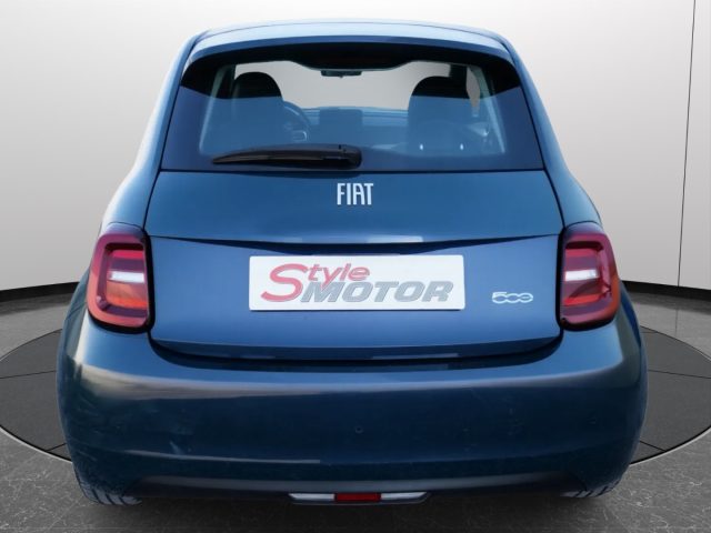 Fiat 500e 23,8 kWh Action Certificata Italiana Ufficiale - foto 3 di 4
