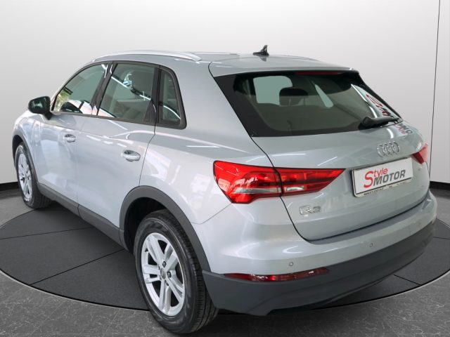 Audi Q3 35 TDI S tronic Business Sport Uniprop. - foto 3 di 4