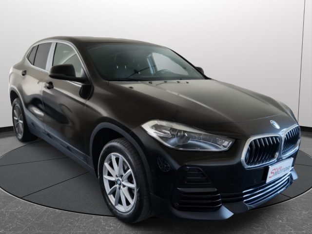 BMW X2 sDrive18d Business-X - foto 3 di 4