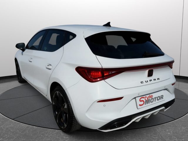 CUPRA Leon 1.5 Hybrid 150 CV DSG - foto 3 di 4