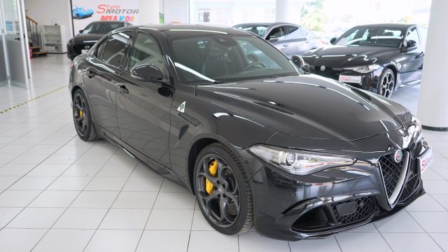 Alfa Romeo Giulia 2.9 T V6 Quadrifoglio MANUALE TIRATURA LIMITATA usato a FANO