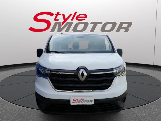 Renault Trafic T27 2.0 dCi 110CV PC-TN Furgone Start usato a FANO