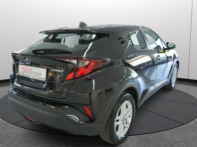 Toyota C-HR 1.8 Hybrid E-CVT Active Ufficiale Italiana Certif. - foto 2 di 4