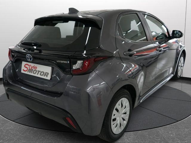 Toyota Yaris 1.5 Hybrid 5 porte Business - foto 3 di 4