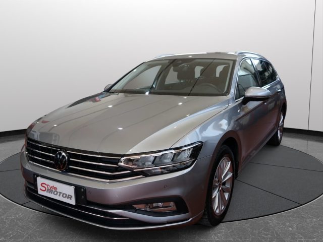 Volkswagen Passat Variant 2.0 TDI SCR EVO DSG Business - foto 2 di 4