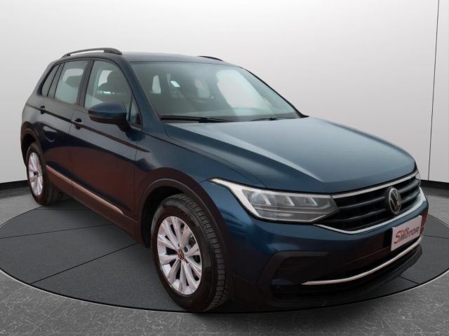 Volkswagen Tiguan 2.0 TDI 122 CV SCR DSG Life Pari al Nuovo - foto 3 di 4