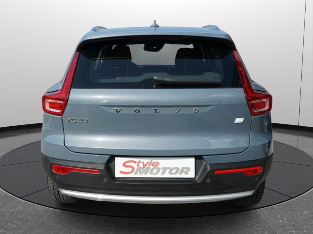 Volvo XC40 T5 Recharge Plug-in Hybrid automatico Core - foto 4 di 4