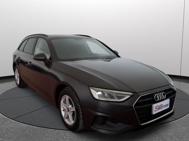 Audi A4 Avant 30 TDI/136 CV S tronic Business - foto 3 di 4