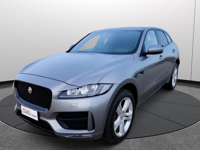 Jaguar F-Pace 2.0 D 240 CV AWD aut. R-Sport - foto 3 di 4