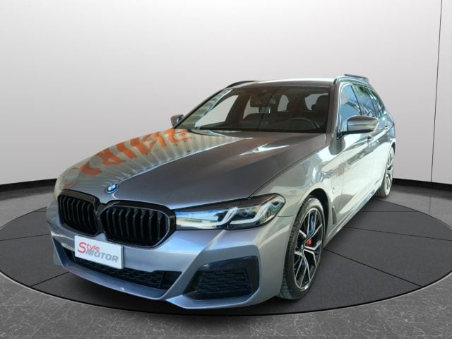 BMW 530 e Touring Msport Ufficiale Italia Certificata - foto 3 di 4