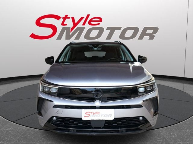 Opel Grandland 1.6 PHEV 300 aut. AWD GSe, del 2023, 72.337 km, in vendita a Fano (PU)