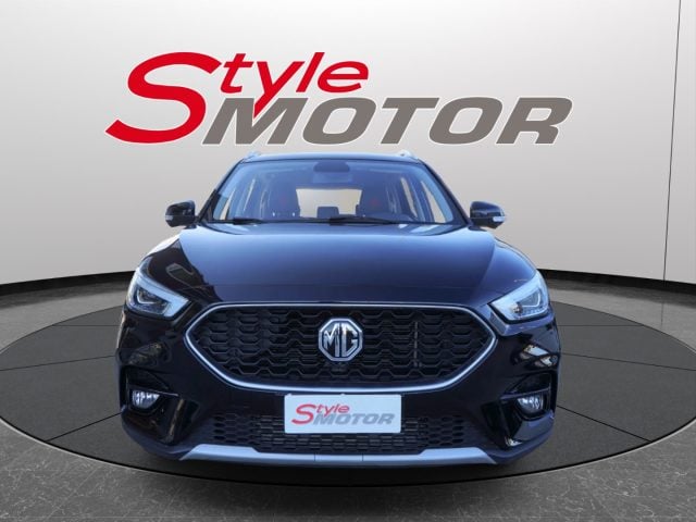 MG ZS 1.0T-GDI aut. Luxury, del 2024, 54.147 km, in vendita a Fano (PU)