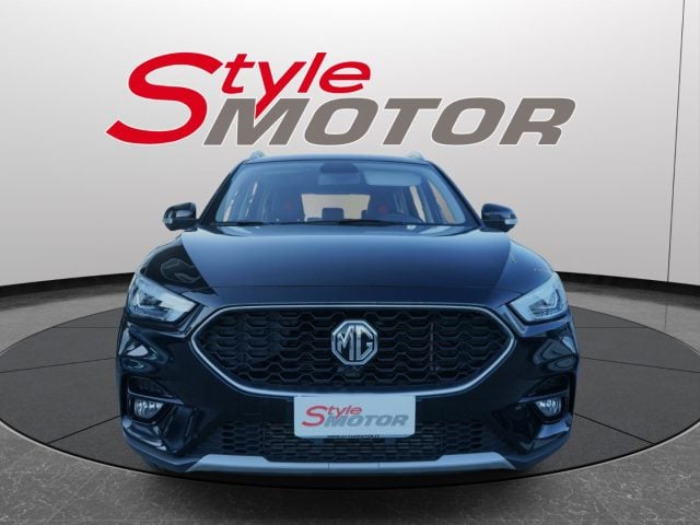MG ZS 1.0T-GDI aut. Luxury, del 2024, 45.549 km, in vendita a Fano (PU)