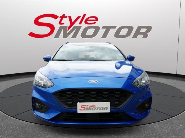 Ford Focus 1.5 EcoBlue 120 CV automatico SW ST-Line, del 2022, 107.000 km, in vendita a Fano (PU)
