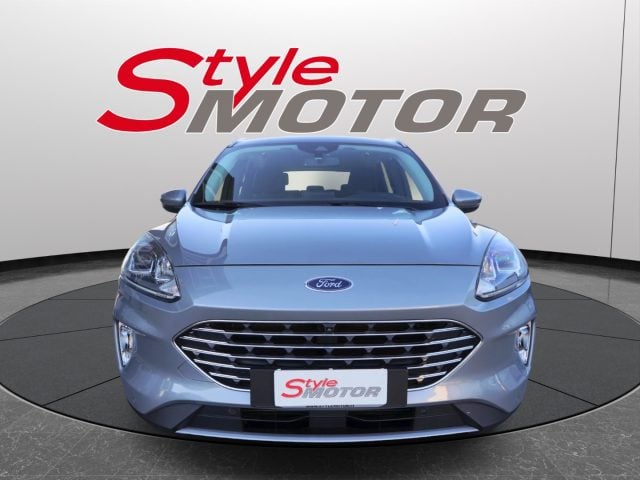 Ford Kuga 1.5 EcoBlue 120 CV aut. 2WD Titanium Business, del 2022, 105.318 km, in vendita a Fano (PU)