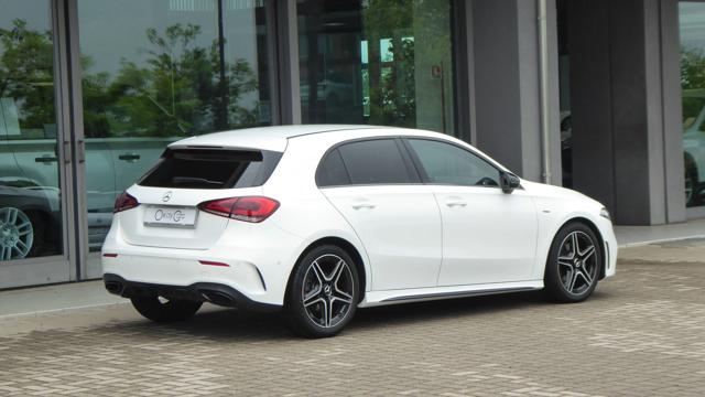 Mercedes-Benz A 180 d Automatic Edition AMG - foto 3 di 4