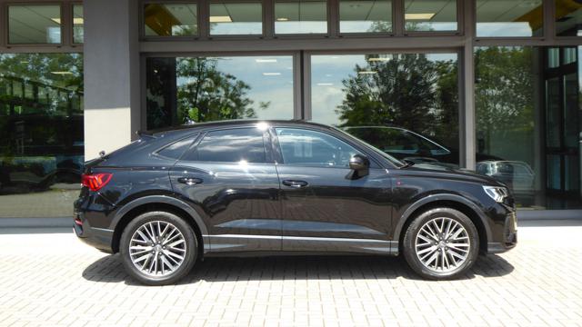 Audi Q3 Sportback 35 TFSI S-line edition - foto 4 di 4