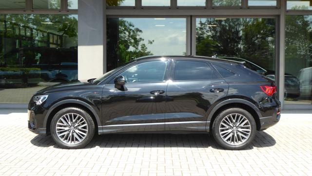 Audi Q3 Sportback 35 TFSI S-line edition - foto 2 di 4