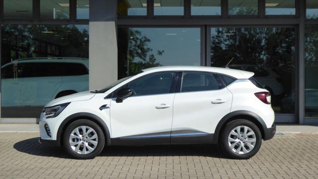 Renault Captur Blue dCi 95 CV Intense - foto 2 di 4