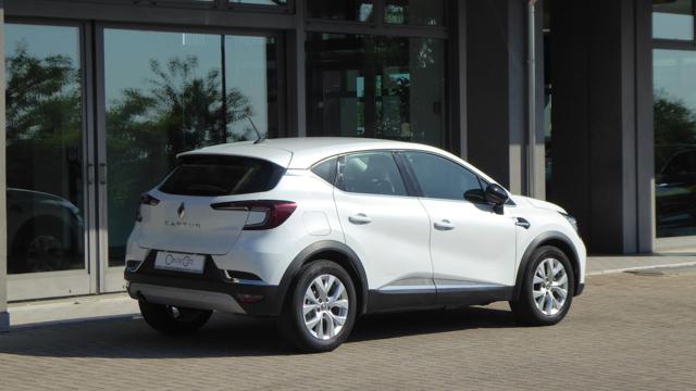 Renault Captur Blue dCi 95 CV Intense - foto 3 di 4