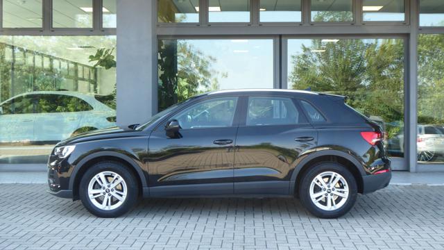 Audi Q3 35 TDI Quattro S-Tronic Business - foto 2 di 4