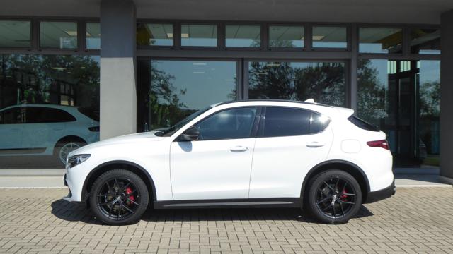 Alfa Romeo Stelvio 2.2 Turbodiesel 190 CV AT8 Q4 B-Tech - foto 2 di 4