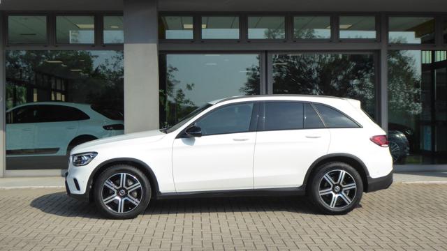 Mercedes-Benz GLC 200 d 4Matic Sport - foto 2 di 4