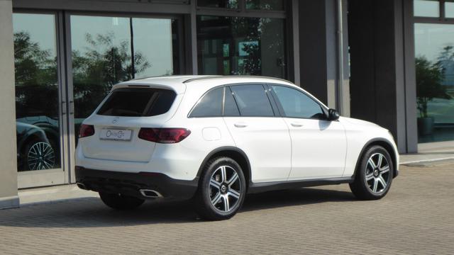 Mercedes-Benz GLC 200 d 4Matic Sport - foto 3 di 4