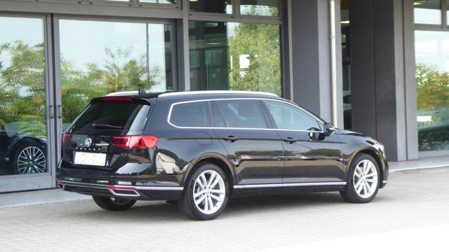 Volkswagen Passat Variant 2.0 TDI SCR 190 CV DSG Highline BMT - foto 3 di 4