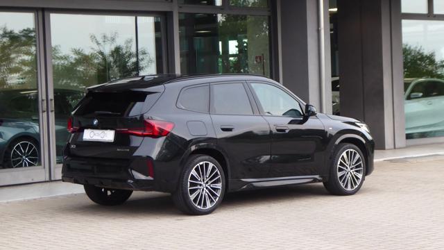 BMW X1 xDrive 23i Msport - foto 3 di 4