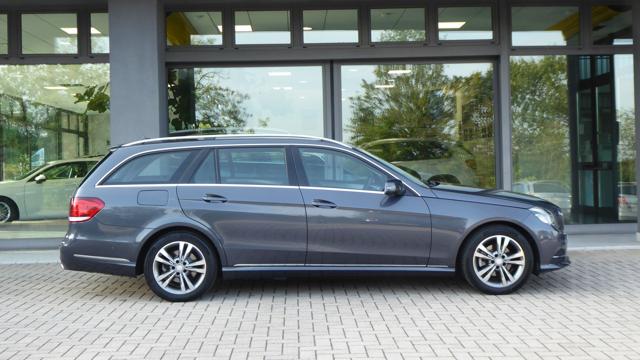 Mercedes-Benz E 220 BlueTEC S.W. Automatic Sport - foto 4 di 4