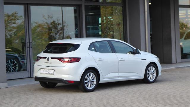 Renault Megane Mégane Blue dCi 115 CV Business - foto 3 di 4