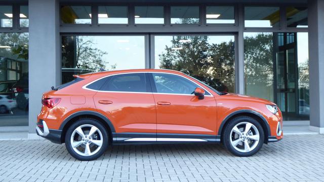 Audi Q3 Sportback 35 TDI S-Tronic S-Line edition - foto 4 di 4