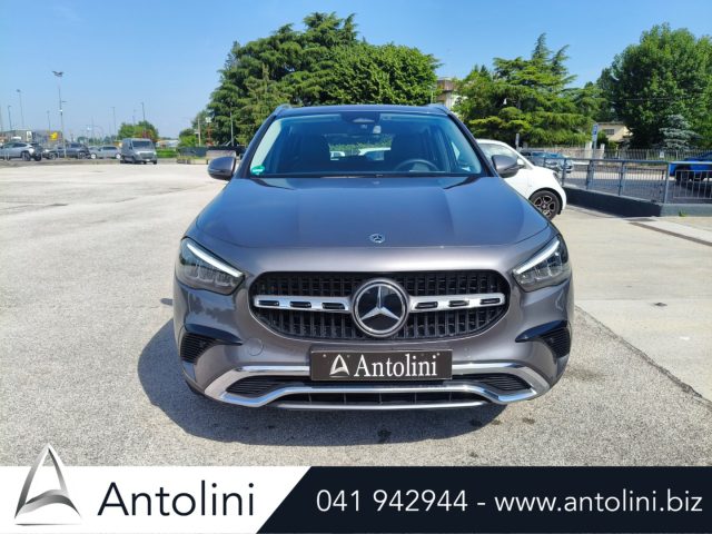Mercedes-Benz GLA 180 Automatic Progressive Advanced Plus *SOLO 8.332 KM - foto 3 di 4