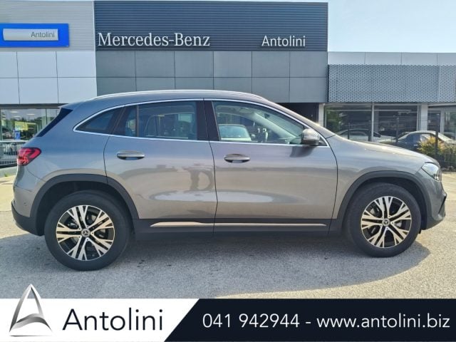 Mercedes-Benz GLA 180 Automatic Progressive Advanced Plus *SOLO 8.332 KM usato a VENEZIA