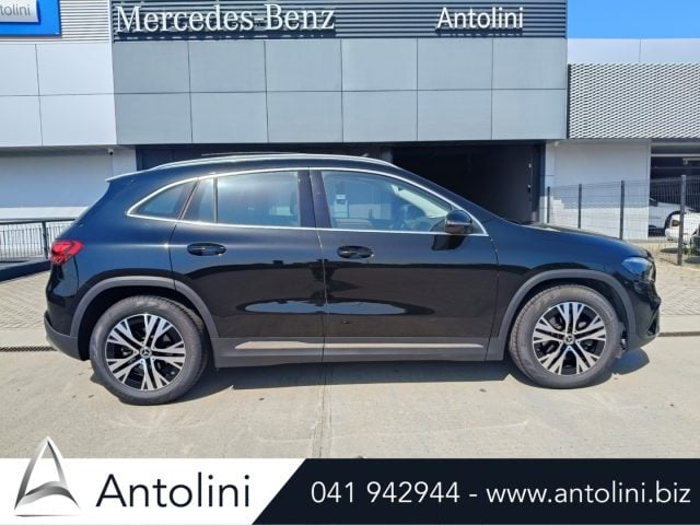Mercedes-Benz GLA 180 d Autom. Progressive Advanced "TETTO PANORAMICO" usato a VENEZIA