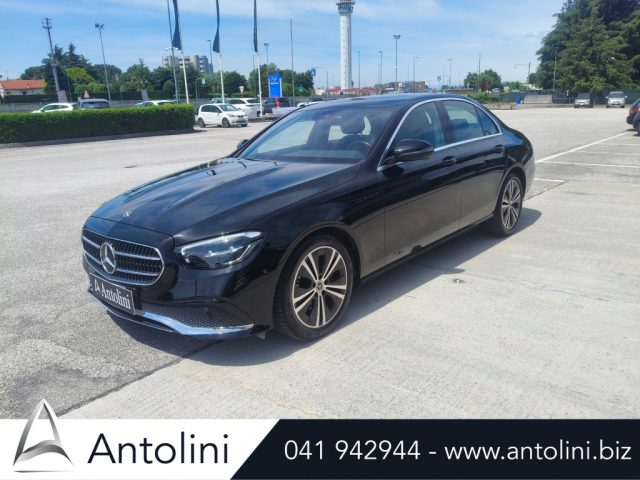 Mercedes-Benz E 220 d Auto Sport - foto 4 di 4