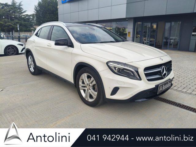 Mercedes-Benz GLA 180 CDI Automatic Sport "TETTO PANORAMICO APRIBILE" - foto 2 di 4