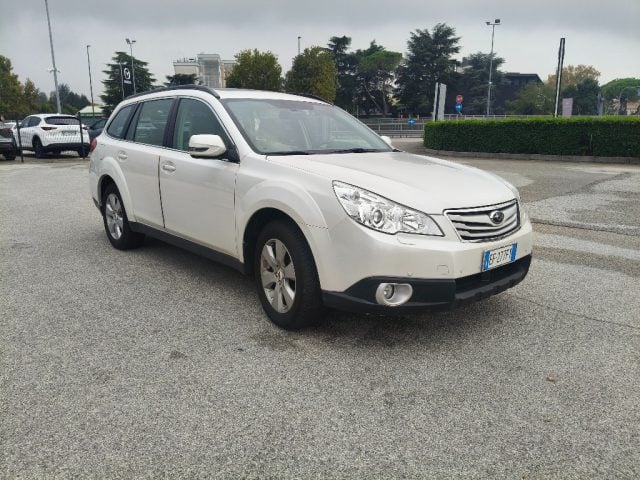 Subaru OUTBACK 3.6R Exclusive, del 2010, 190.000 km, in vendita a Venezia (VE)